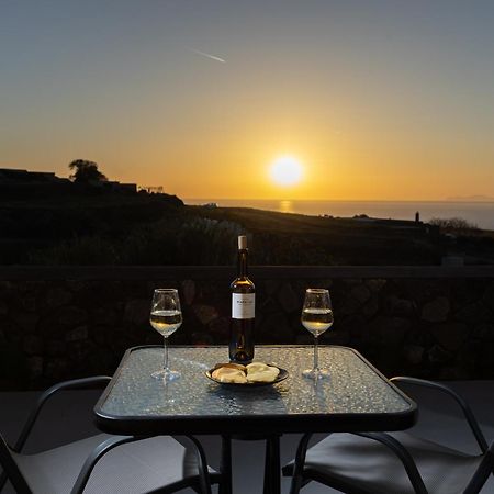 Nastram Suites Oia エクステリア 写真