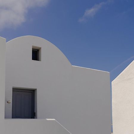Nastram Suites Oia エクステリア 写真