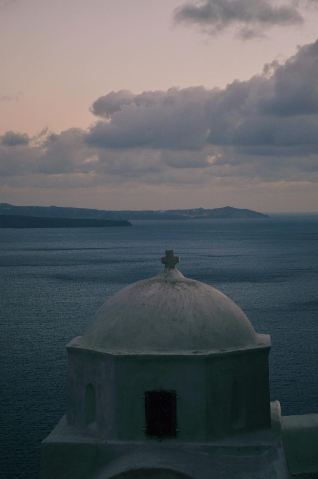 Nastram Suites Oia エクステリア 写真