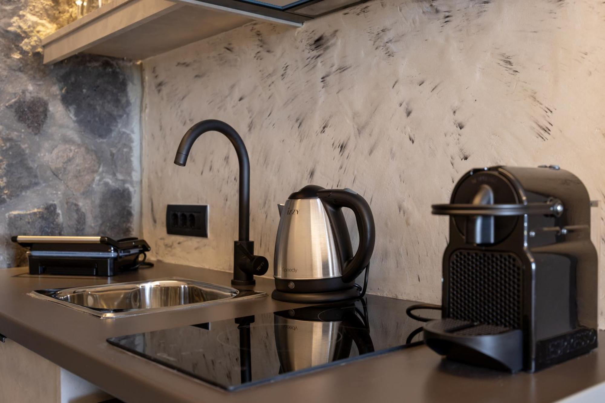 Nastram Suites Oia エクステリア 写真