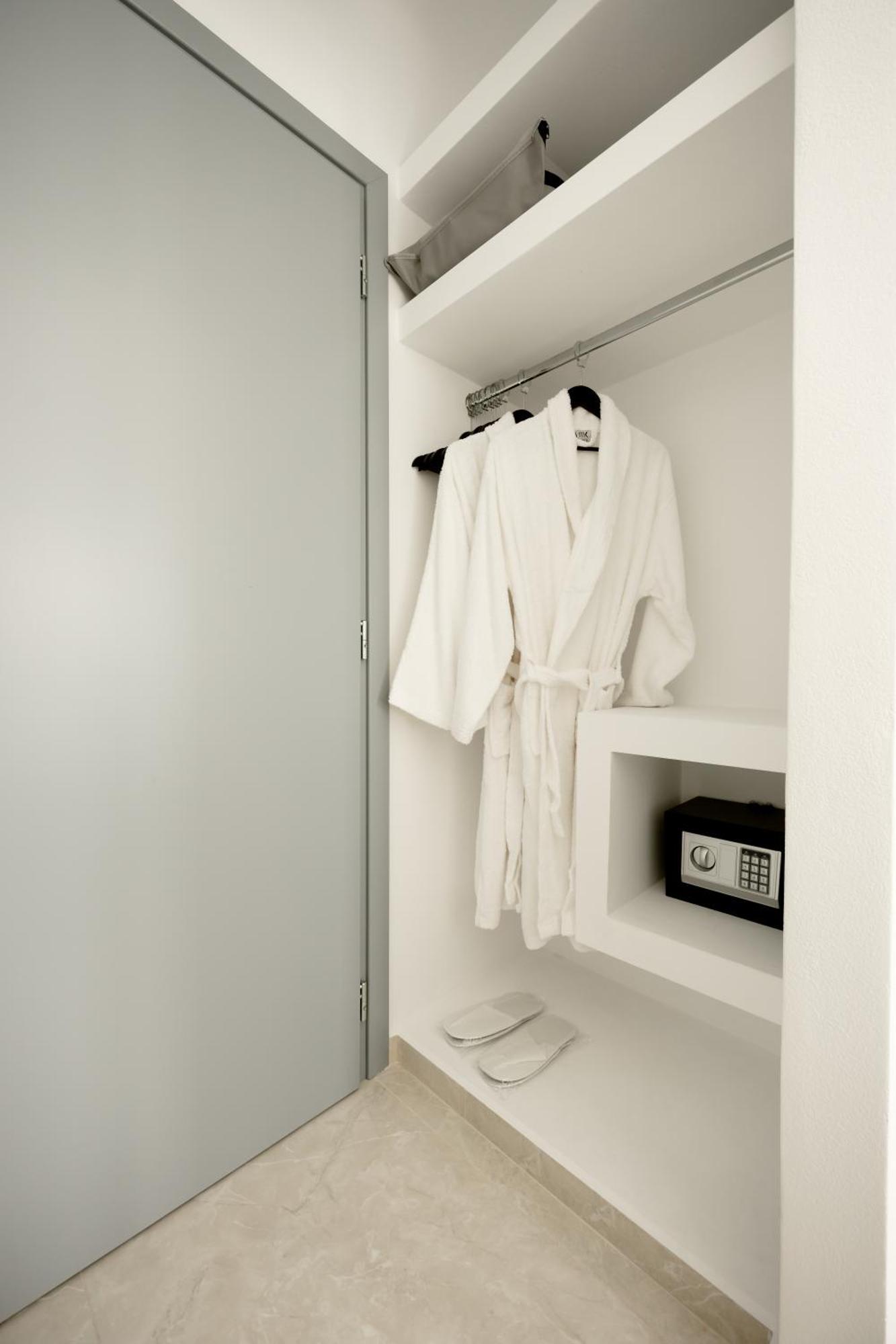 Nastram Suites Oia 部屋 写真